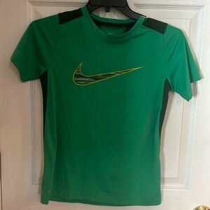 Nike green shirt size large like new